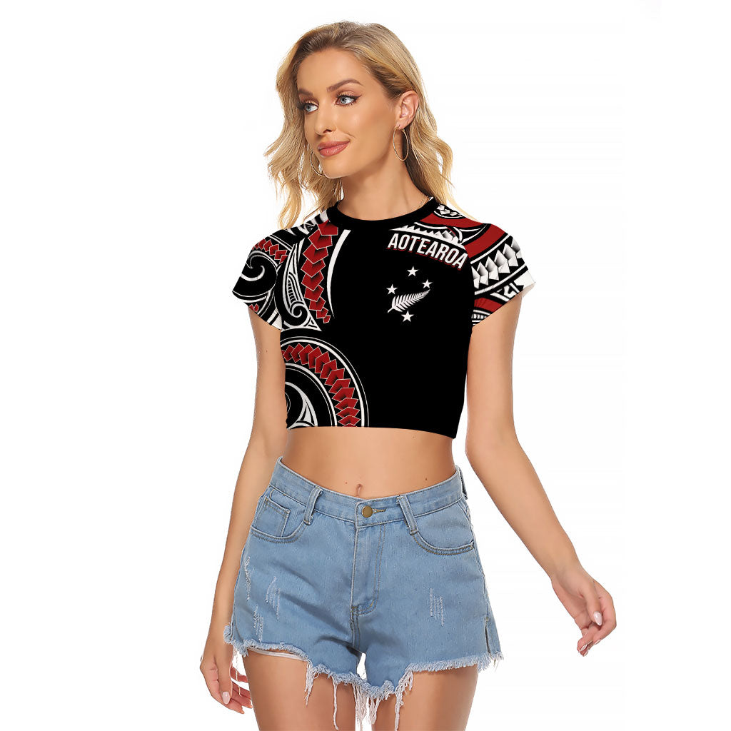 New Zealand Darts Personalized Hei Manaia Raglan Cropped T Shirt Classic Kowhaiwhai LT7 Female Black - Polynesian Pride