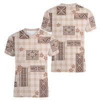 Hawaiian Quilt Tapa On Beige Palaka Motifs Women V-Neck T-Shirt LT7 - Polynesian Pride