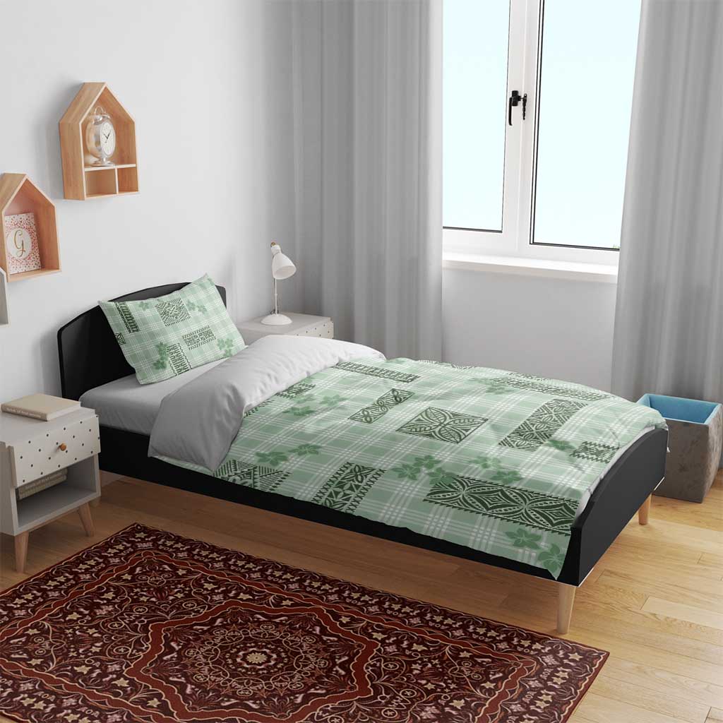 Hawaiian Quilt Tapa On Pastel Mint Palaka Motifs Bedding Set