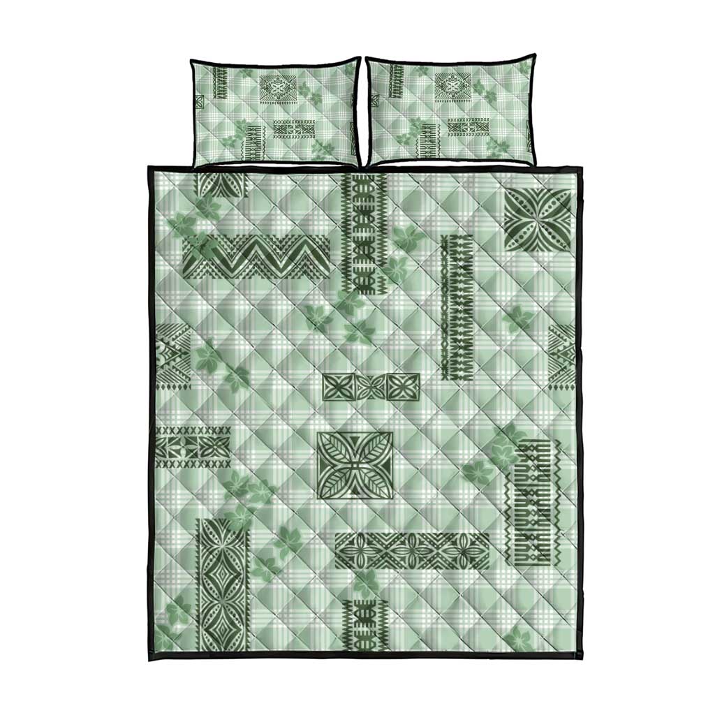 Hawaiian Quilt Tapa On Pastel Mint Palaka Motifs Quilt Bed Set