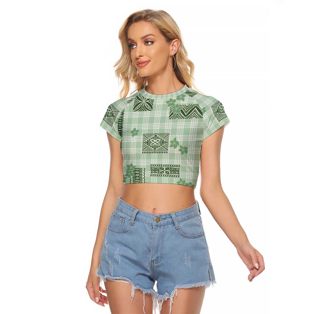Hawaiian Quilt Tapa On Pastel Mint Palaka Motifs Raglan Cropped T Shirt