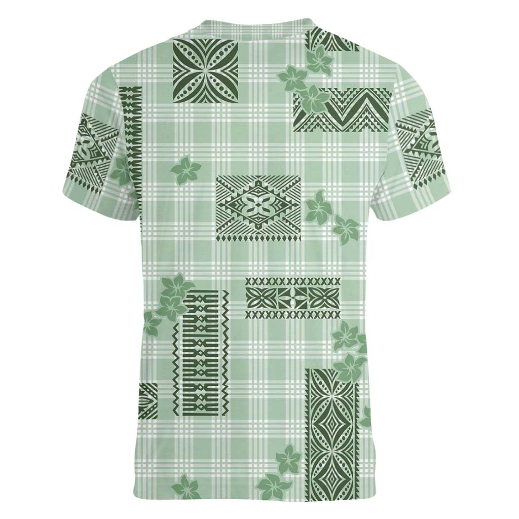 Hawaiian Quilt Tapa On Pastel Mint Palaka Motifs Women V-Neck T-Shirt LT7 - Polynesian Pride
