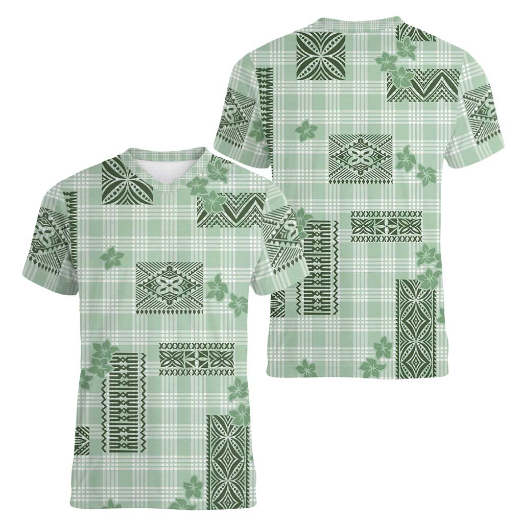 Hawaiian Quilt Tapa On Pastel Mint Palaka Motifs Women V-Neck T-Shirt LT7 - Polynesian Pride