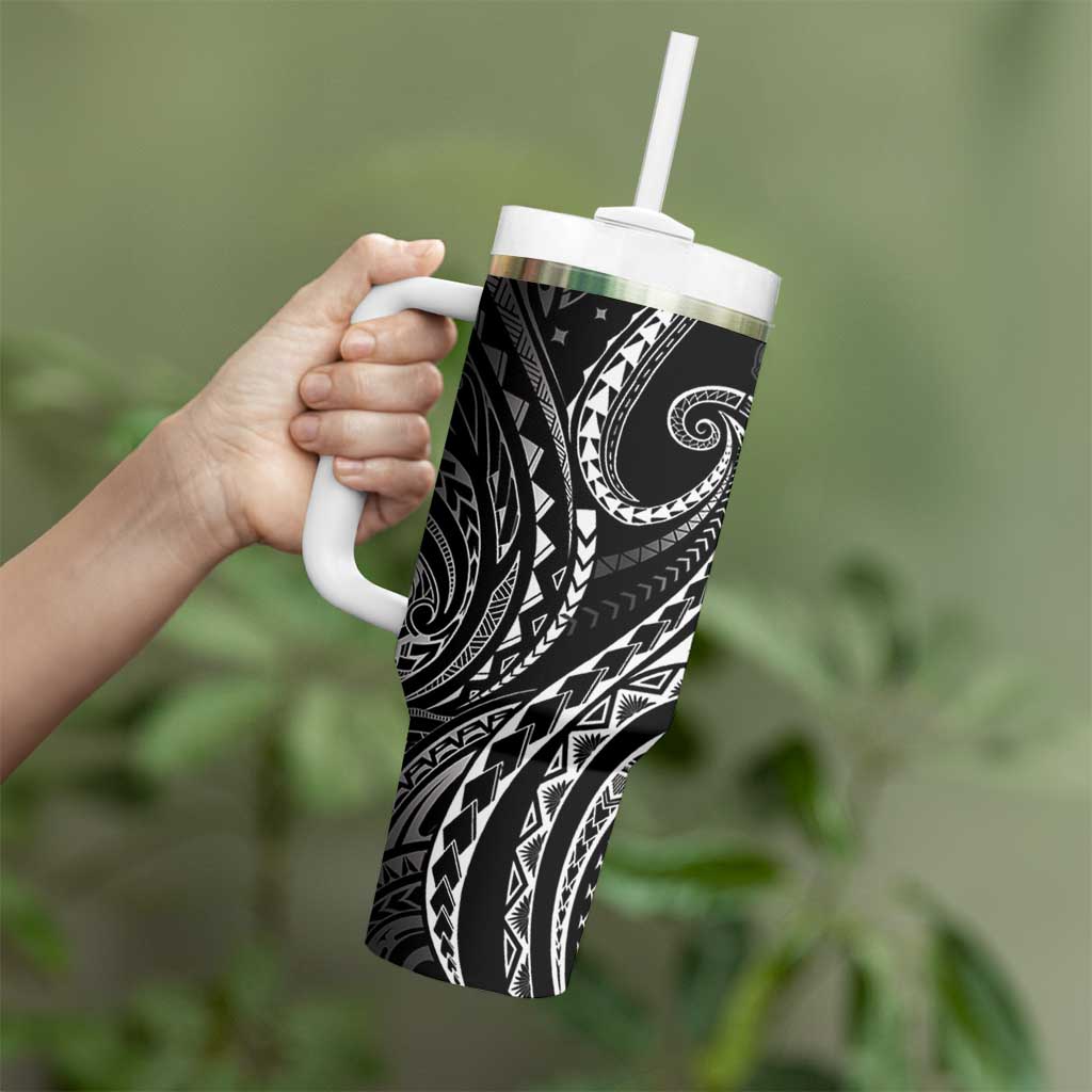 Polynesia Plumeria Lei Tumbler With Handle Black Curves Motif LT7 - Polynesian Pride