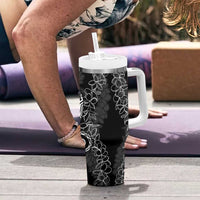 Polynesia Plumeria Lei Tumbler With Handle Black Curves Motif LT7 - Polynesian Pride