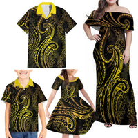 Polynesia Plumeria Lei Family Matching Off Shoulder Maxi Dress and Hawaiian Shirt Black Gold Curves Motif LT7 - Polynesian Pride