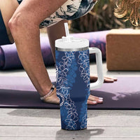 Polynesia Plumeria Lei Tumbler With Handle Navy Blue Curves Motif