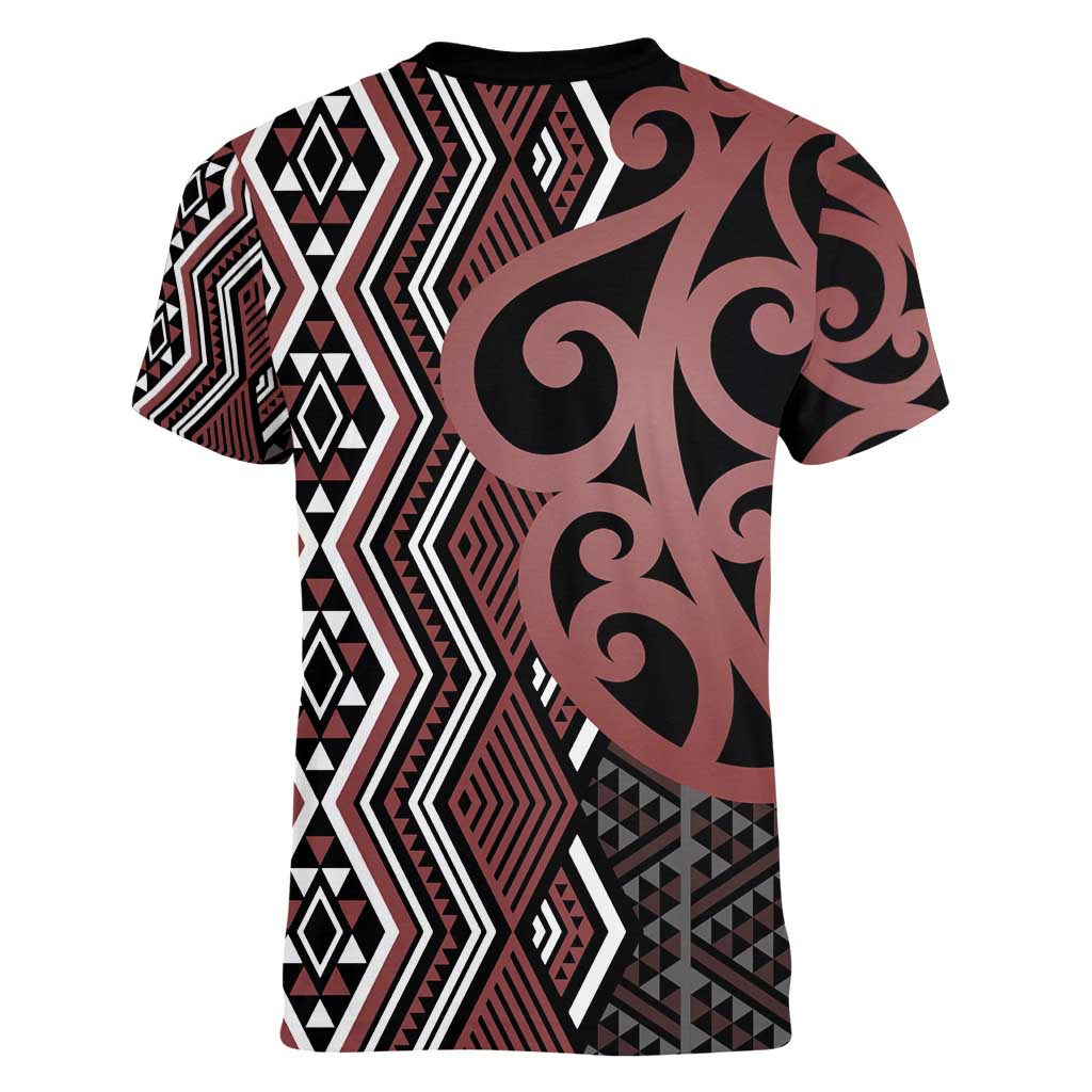Maori Taniko Patterns Women V-Neck T-Shirt Brown Patiki Motifs Mix Whakairo Ngaru LT7 - Polynesian Pride