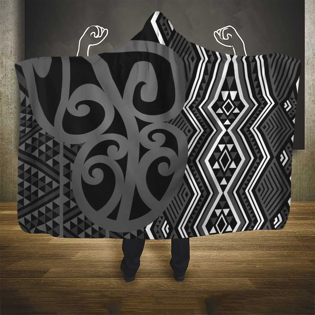Maori Taniko Patterns Hooded Blanket Black Patiki Motifs Mix Whakairo Ngaru LT7 - Polynesian Pride
