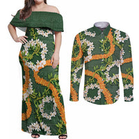 Aloha Festive Hawaii Couples Matching Off Shoulder Maxi Dress and Long Sleeve Button Shirt Mokihana - Maile and Ilima on Forest Green LT7 Forest Green - Polynesian Pride