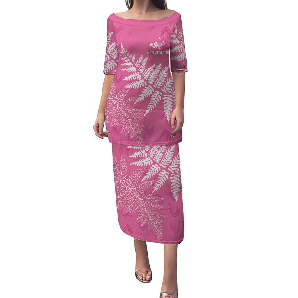 New Zealand Lawn Bowls Breast Cancer Personalized Family Matching Puletasi and Hawaiian Shirt Wrap-Around Silver Fern LT7 Mom's Dress Pink - Polynesian Pride