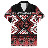 Personalised Aotearoa Waitangi Family Matching Off Shoulder Short Dress and Hawaiian Shirt Taniko Motifs - Mania Gecko LT7 Dad's Shirt - Short Sleeve Red - Polynesian Pride
