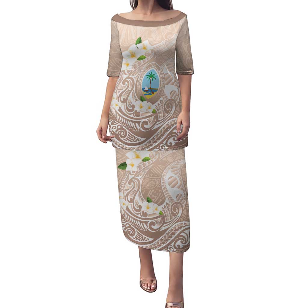 Guam Fishhook Mix Guasali Flowers Family Matching Puletasi and Hawaiian Shirt Dreaming Hazel LT7 Mom's Dress Beige - Polynesian Pride