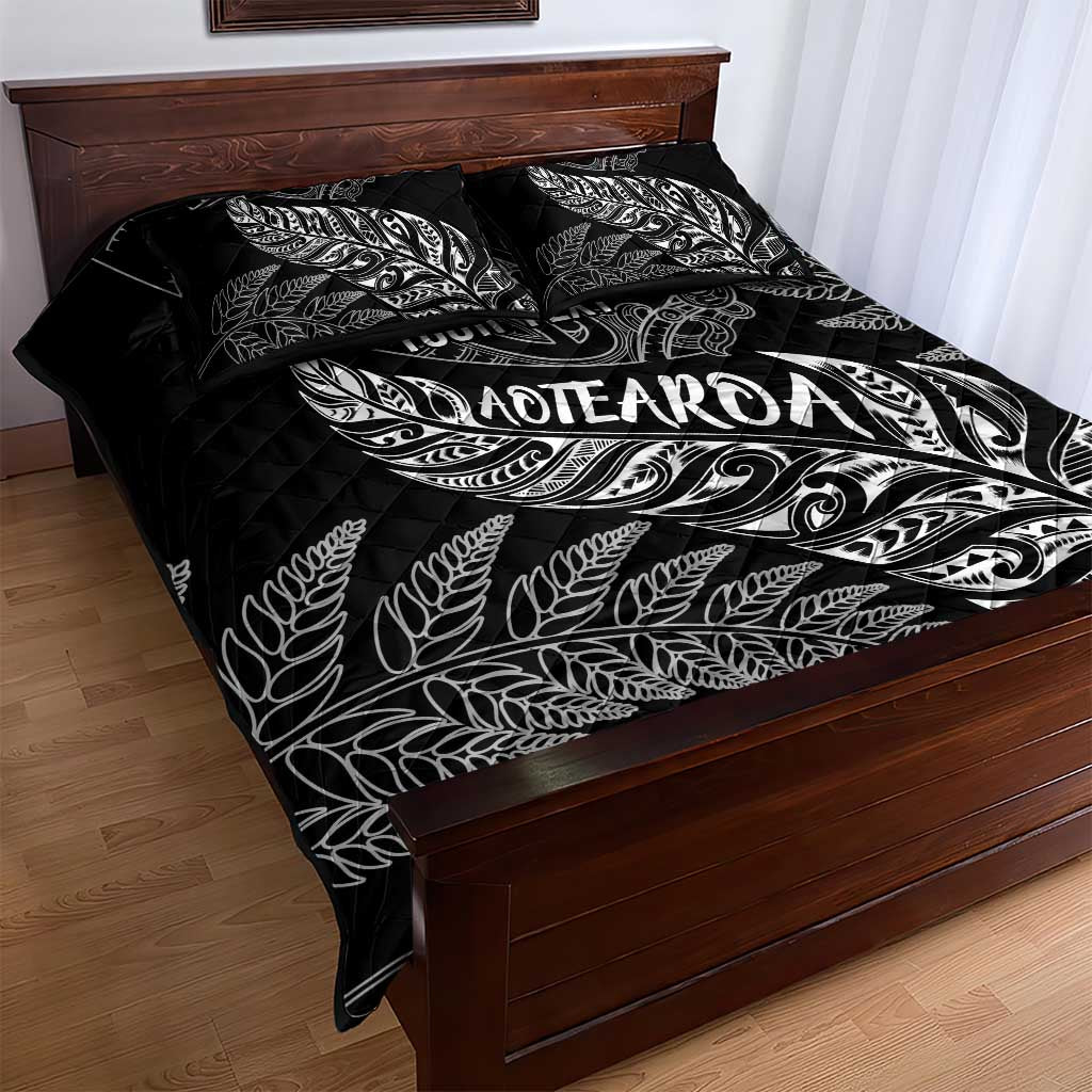 Aotearoa Personalized Lawn Bowls Maori Quilt Bed Set New Zealand Black Tribal Silver Fern LT7 - Polynesian Pride