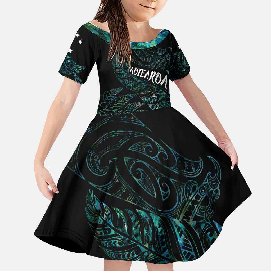 Aotearoa Personalized Lawn Bowls Maori Family Matching Puletasi and Hawaiian Shirt New Zealand Paua Shell Tribal Silver Fern LT7 Daughter's Dress Green - Polynesian Pride