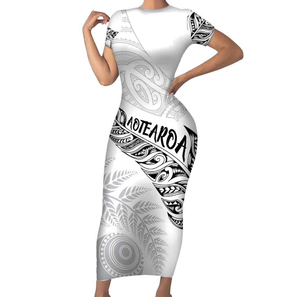 Aotearoa Personalized Lawn Bowls Maori Family Matching Short Sleeve Bodycon Dress and Hawaiian Shirt New Zealand White Tribal Silver Fern LT7 Mom's Dress White - Polynesian Pride