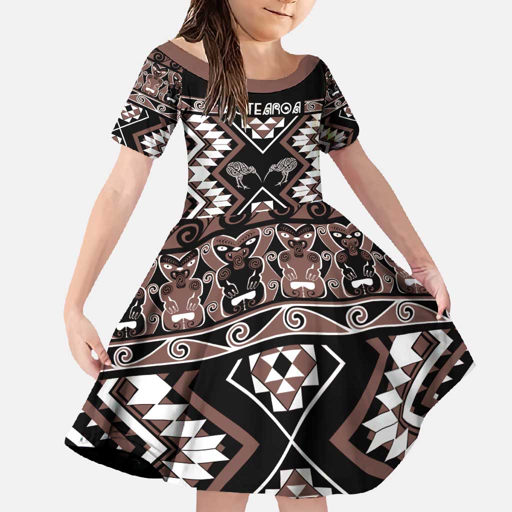 Personalised Taniko Motifs Aotearoa Family Matching Off Shoulder Maxi Dress and Hawaiian Shirt Waitangi Kowhaiwhai Kiwi - Mocha LT7 Daughter's Dress Mocha - Polynesian Pride