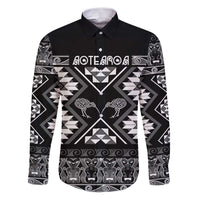 Personalised Taniko Motifs Aotearoa Family Matching Puletasi and Hawaiian Shirt Waitangi Kowhaiwhai Kiwi - Monochrome LT7 Dad's Shirt - Long Sleeve Grey - Polynesian Pride