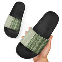 Vintage Sage Green Hawaiian Traditional Kapa Mix Flowers Lei Slide Sandals