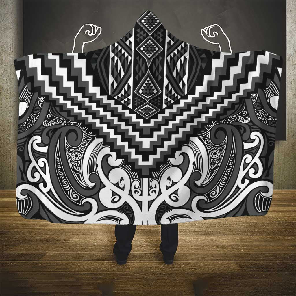 Maori Tukutuku Taniko Motifs Hooded Blanket Black Poutama Mix Kowhaiwhai LT7 - Polynesian Pride