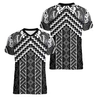 Maori Tukutuku Taniko Motifs Women V-Neck T-Shirt Black Poutama Mix Kowhaiwhai LT7 - Polynesian Pride