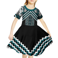 Maori Tukutuku Taniko Motifs Kid Short Sleeve Dress Teal Poutama Mix Kowhaiwhai LT7 - Polynesian Pride