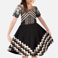 Maori Tukutuku Taniko Motifs Family Matching Long Sleeve Bodycon Dress and Hawaiian Shirt Brown Poutama Mix Kowhaiwhai LT7 Daughter's Dress Brown - Polynesian Pride