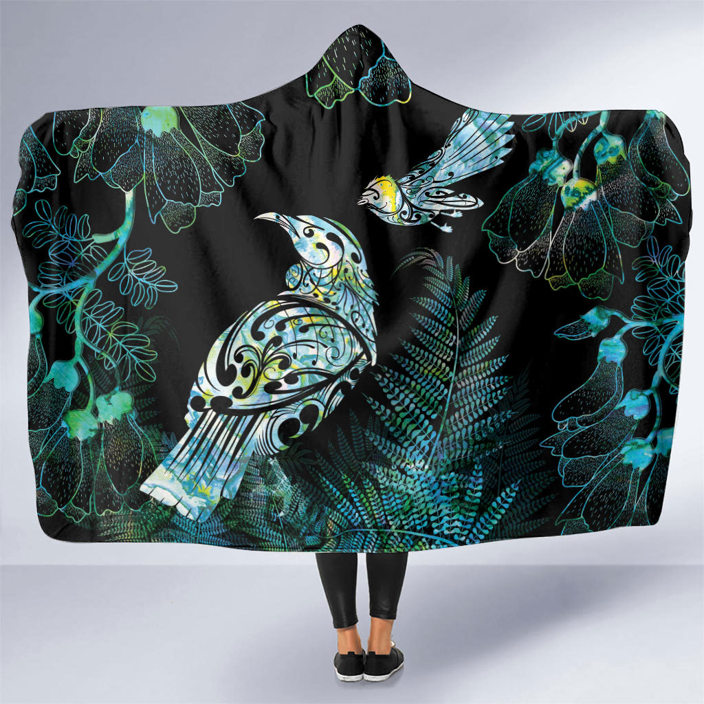 Aotearoa Maori Mahuru Hooded Blanket Spring Time - Paua Shell Green LT7 One Size Black - Polynesian Pride