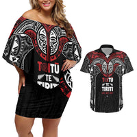 Aotearoa Maori Personalized Couples Matching Off Shoulder Short Dress and Hawaiian Shirt Toitu Te Tiriti Ake! Ake! Ake! LT7 Black - Polynesian Pride