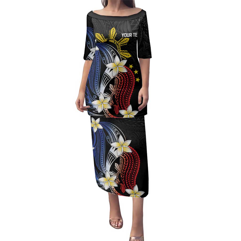 Personalized Philippines Tribal Family Matching Puletasi and Hawaiian Shirt Tropical Waves - Plumeria LT7 Mom's Dress Black - Polynesian Pride