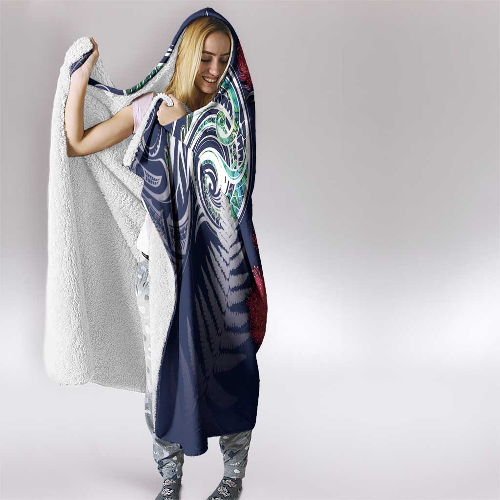 Meri Kirihimete New Zealand Hooded Blanket Tui on Pohutukawa - Blue Ver LT7 - Polynesian Pride