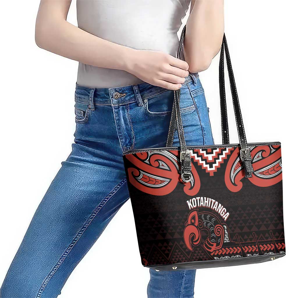 Maori Waitangi Leather Tote Bag Kotahitanga Poutama Mix Whakairo - Polynesian Pride