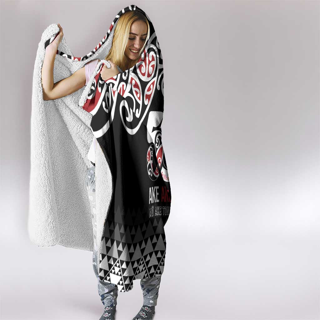 Kia Kaha Te Reo Maori Hooded Blanket 50 Years Mo Ake Tonu Te Reo - Polynesian Pride