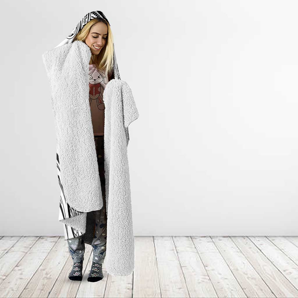 Polynesia Tribal Hooded Blanket White Plumeria Tentacles
