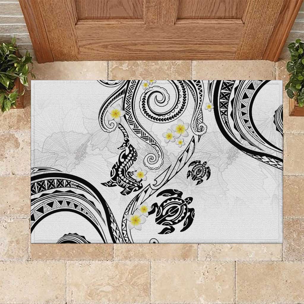 Polynesia Tribal Rubber Doormat White Plumeria Tentacles
