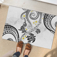 Polynesia Tribal Rubber Doormat White Plumeria Tentacles