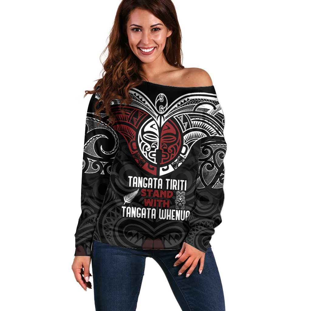 Maori Hongi Toitu Te Tiriti Off Shoulder Sweater Tangata Tiriti Stand With Tangata Whenua LT7 Women Black - Polynesian Pride