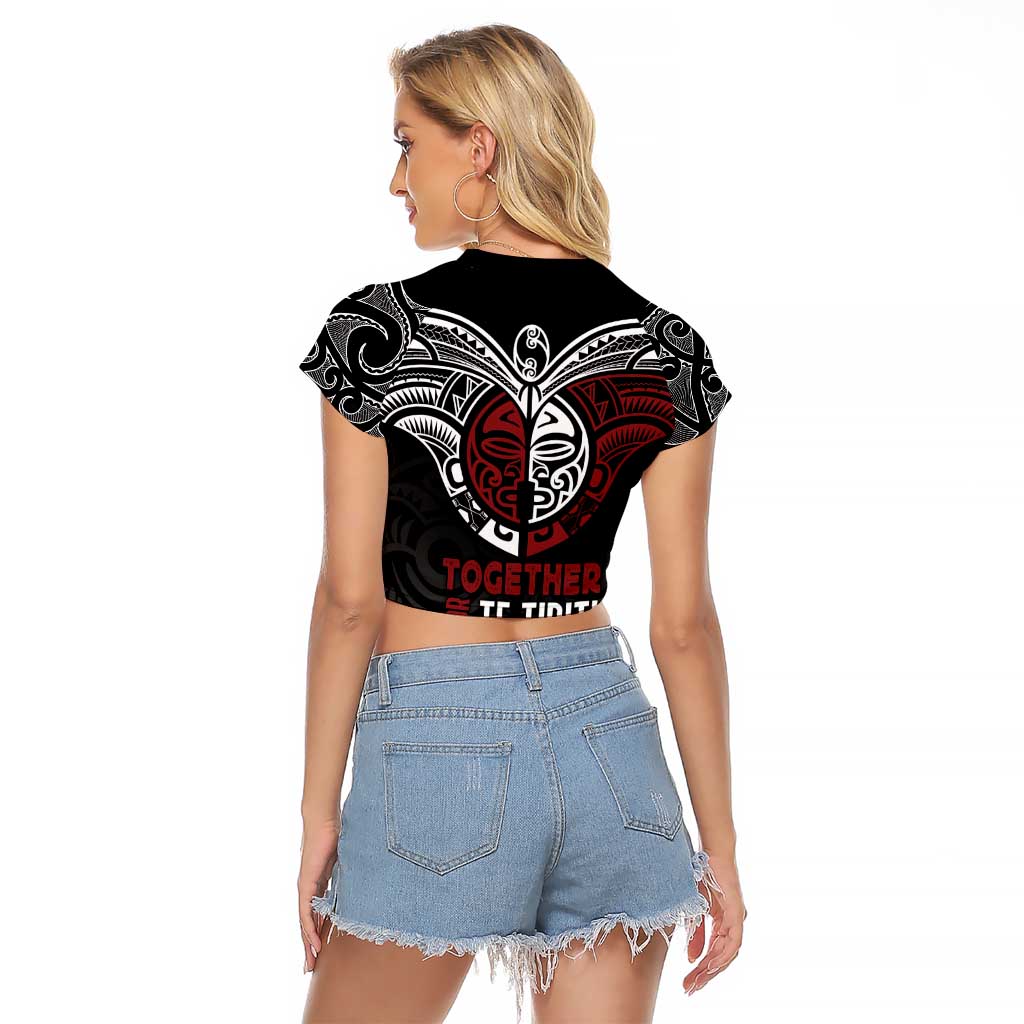 Maori Hongi Toitu Te Tiriti Raglan Cropped T Shirt Tangata Tiriti Stand With Tangata Whenua LT7 - Polynesian Pride