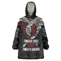 Maori Hongi Toitu Te Tiriti Wearable Blanket Hoodie Tangata Tiriti Stand With Tangata Whenua LT7 One Size Black - Polynesian Pride