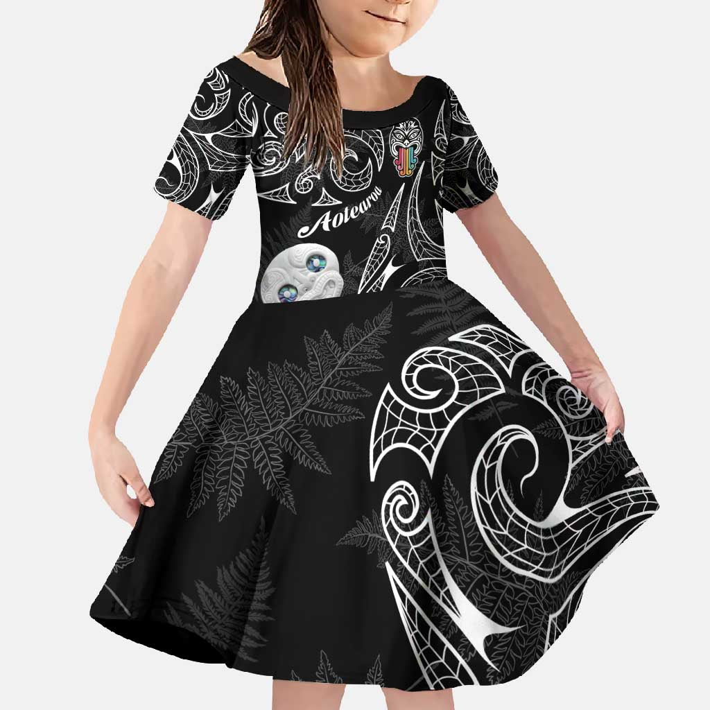 Kia Hara Te reo Maori Family Matching Summer Maxi Dress and Hawaiian Shirt Manaia Moko Pattern LT7 Daughter's Dress Black - Polynesian Pride