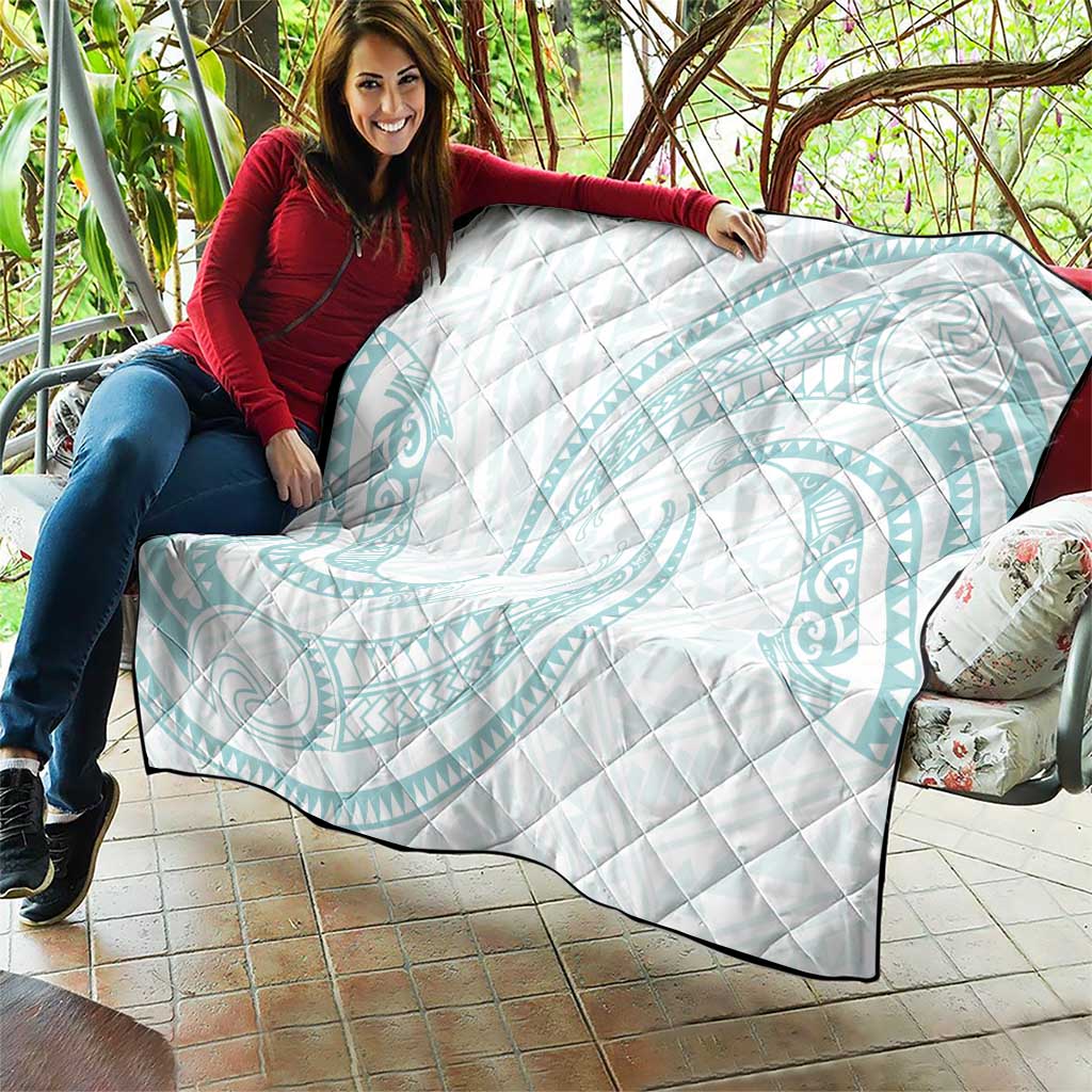 White Sunday Lotu Tamaiti Quilt Polynesian Wave Pastel Cyan - Polynesian Pride