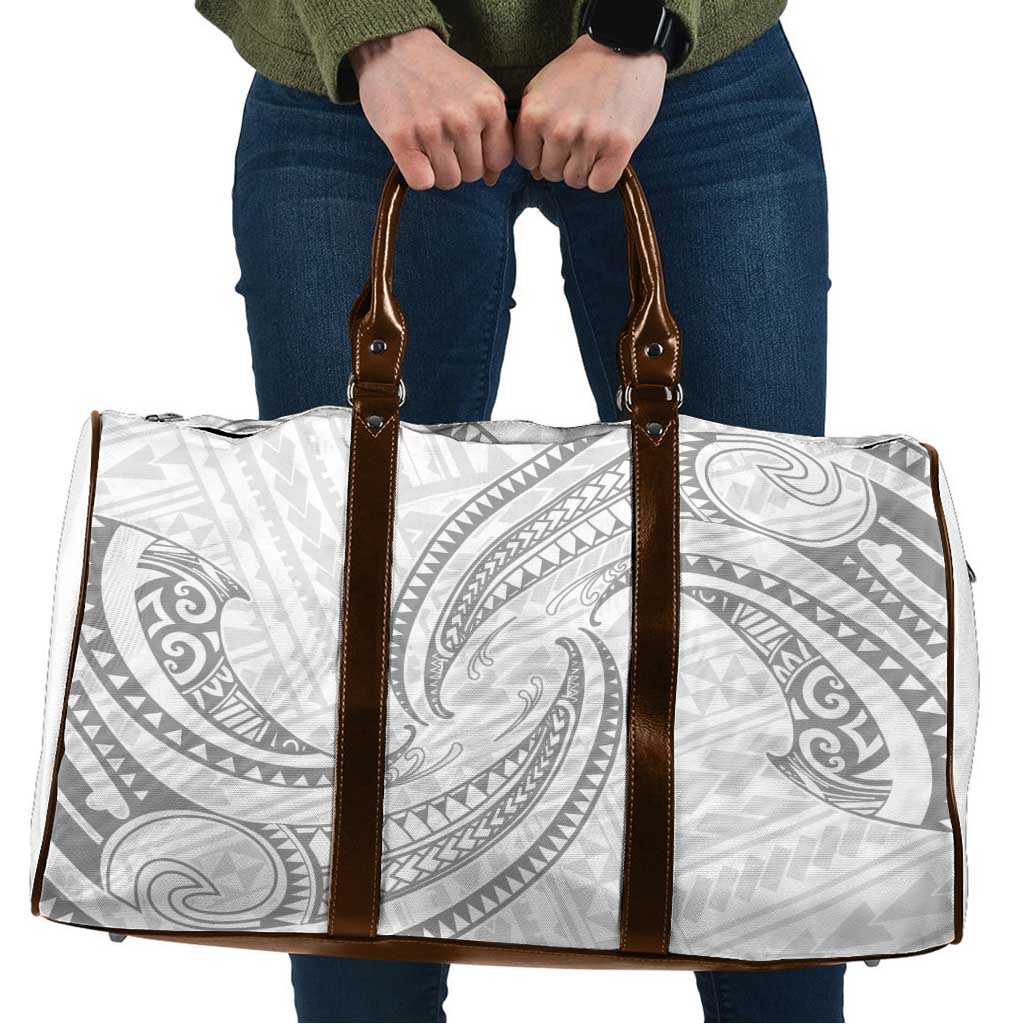 White Sunday Lotu Tamaiti Travel Bag Polynesian Wave Pastel Gray - Polynesian Pride