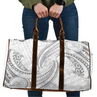 White Sunday Lotu Tamaiti Travel Bag Polynesian Wave Pastel Gray - Polynesian Pride
