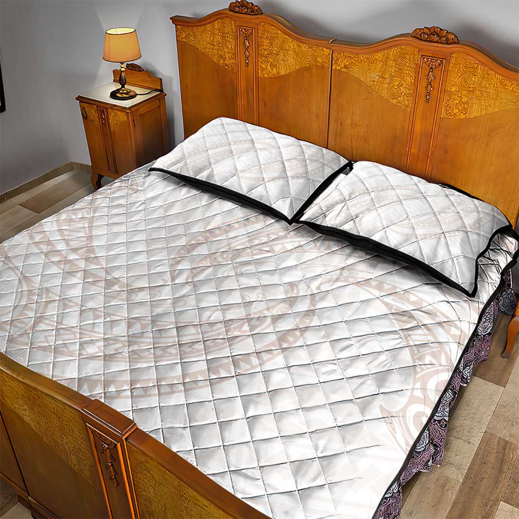 White Sunday Lotu Tamaiti Quilt Bed Set Polynesian Wave Pastel Nude - Polynesian Pride