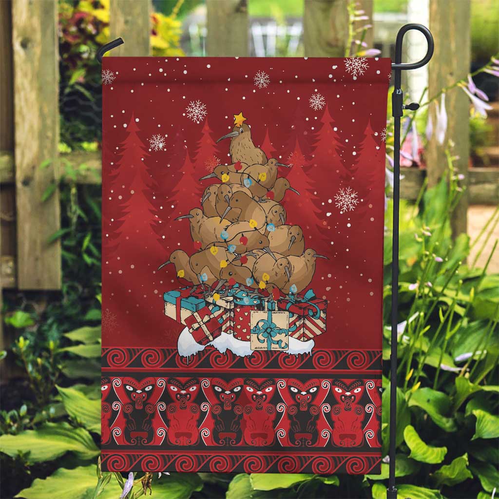 Funny Kiwi Bird Xmas Tree Garden Flag New Zealand Tribal Christmas Spirit LT9 Garden Flag Red - Polynesian Pride