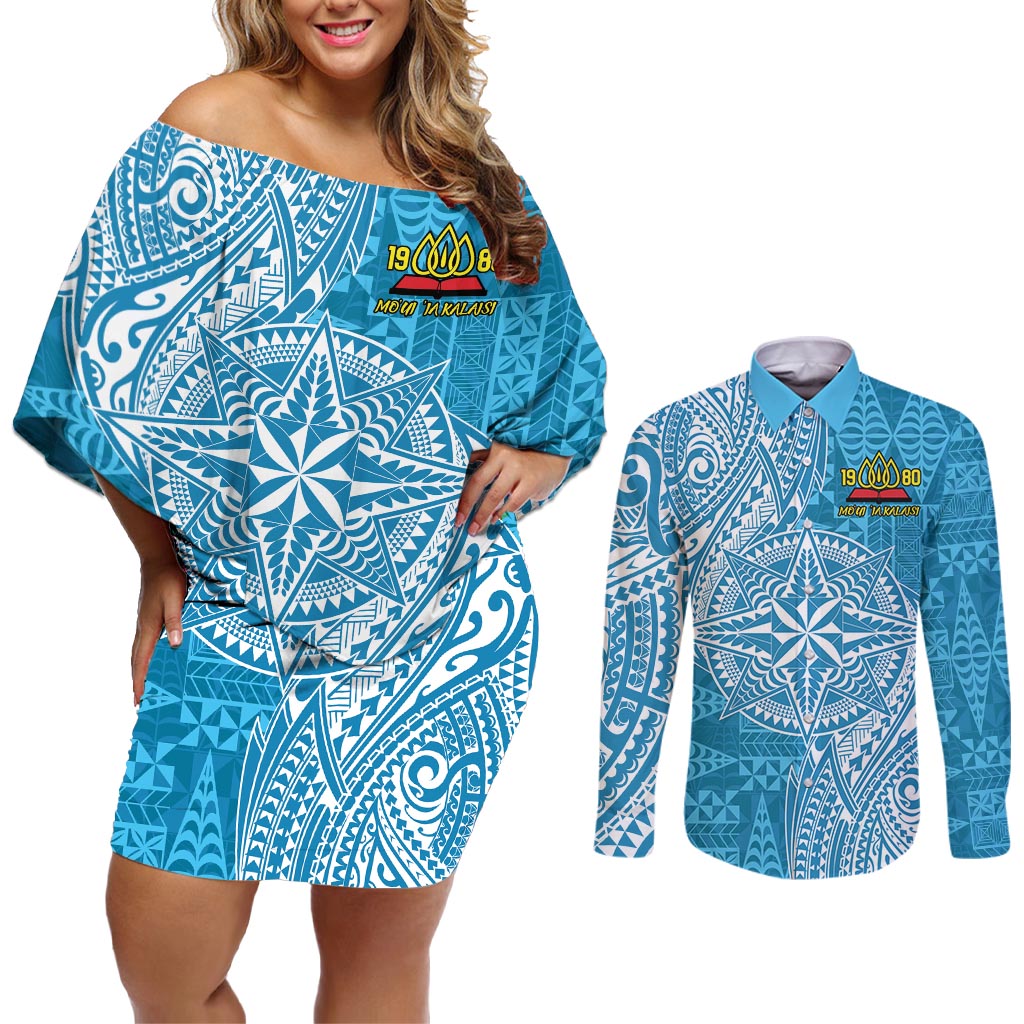 Personalised Tonga Lavengamalie College Couples Matching Off Shoulder Short Dress and Long Sleeve Button Shirt Since 1980 Special Kupesi Pattern LT9 Blue - Polynesian Pride
