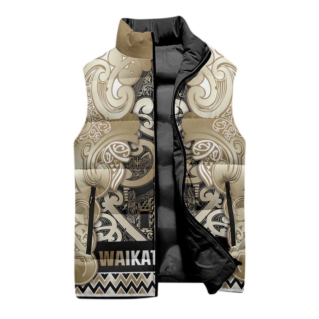 Aotearoa Iwi Waikato Tainui Sleeveless Puffer Jacket Maori Wharenui House Tribal Pattern LT9 - Polynesian Pride