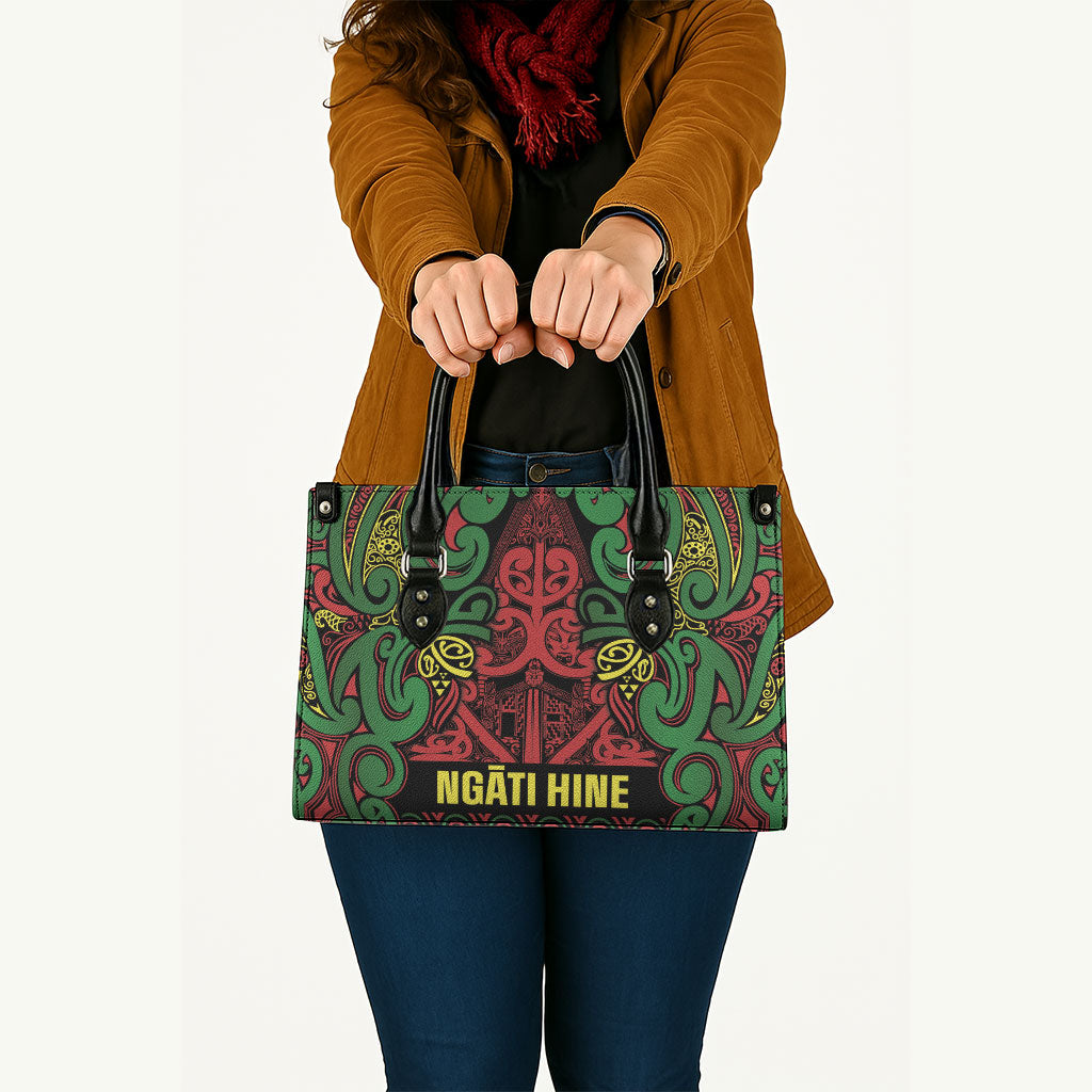 Aotearoa Iwi Ngati Hine Leather Bag Maori Wharenui House Tribal Pattern LT9 - Polynesian Pride