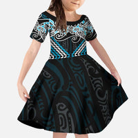 Blue Aotearoa Tukutuku Manawa Tapu Family Matching Off The Shoulder Long Sleeve Dress and Hawaiian Shirt Ta Moko Toi Maori LT9 Daughter's Dress Blue - Polynesian Pride