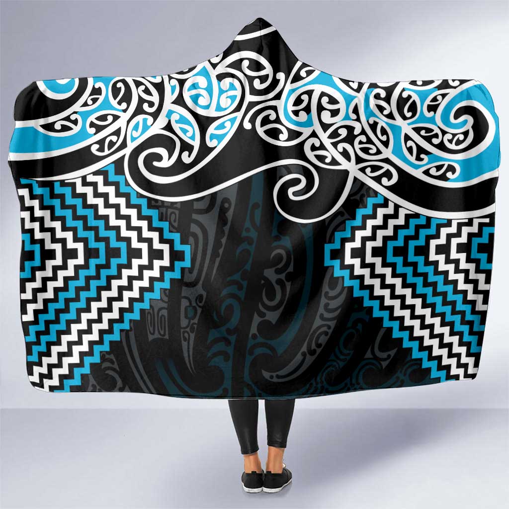 Blue Aotearoa Tukutuku Manawa Tapu Hooded Blanket Ta Moko Toi Maori LT9 One Size Blue - Polynesian Pride